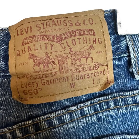 Levi's Cut Off Denim Jean Shorts 2 Tone Distressed High Rise Boho Size S - Picture 3 of 3